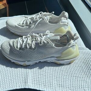 Nike react visions men’s 10.5
